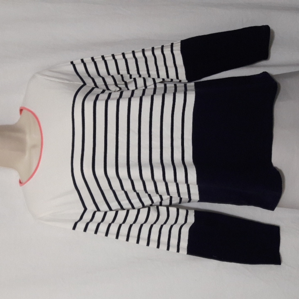 Talbots Top Size L White & Black Stripes Long Sleeves